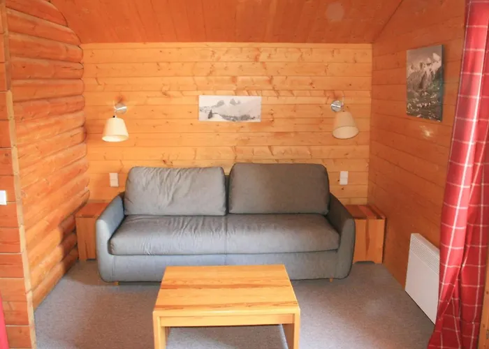 Familial Avec Cheminee A La Plagne, Proche Station - Fr-1-755-7