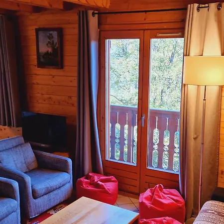 A Montalbert: 3 Chambres, Mezzanine, Cheminee, Cuisine Equipee, Parking - Fr-1-755-7 * La Plagne